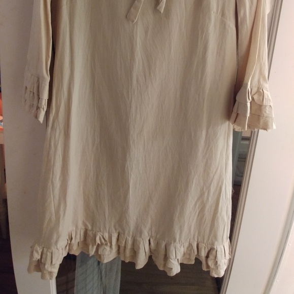 Dress - Picture 5 of 5